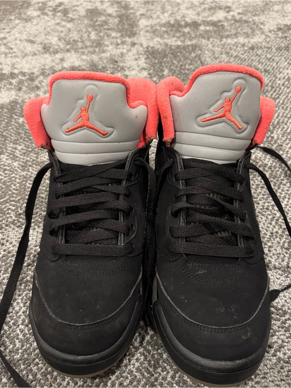 Jordan 5 Retro Black Alarming GS Size 7Y Sneakers - Picture 2 of 6